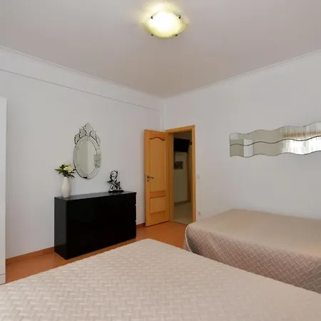 Coastal Haven - Holiday Close To Beach Apartament Nazaré