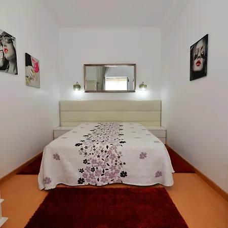 Coastal Haven - Holiday Close To Beach Apartament Nazaré